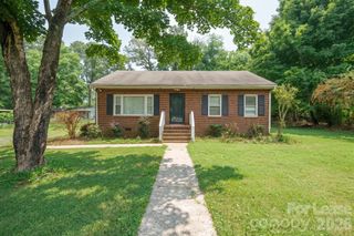7122 Mallard Creek Road, Charlotte, NC 28262