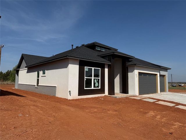 14601 Astor Lane, Yukon, OK 73099