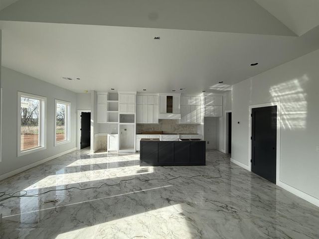 14601 Astor Lane, Yukon, OK 73099