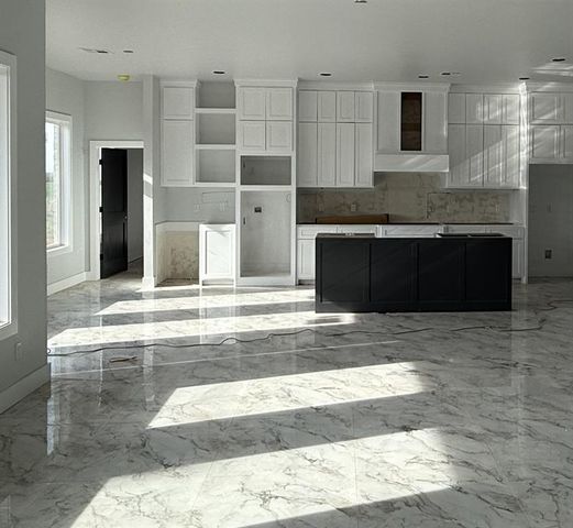 14601 Astor Lane, Yukon, OK 73099