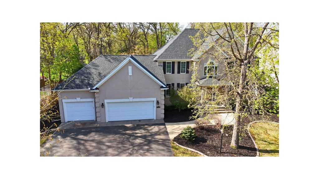 604 17th Street N, Sartell, MN 56377