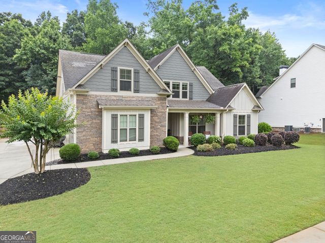 686 Lake Crest Drive, Jefferson, GA 30549