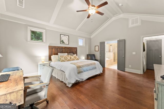 686 Lake Crest Drive, Jefferson, GA 30549