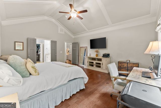 686 Lake Crest Drive, Jefferson, GA 30549
