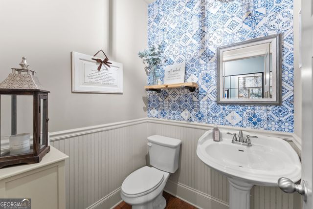 686 Lake Crest Drive, Jefferson, GA 30549