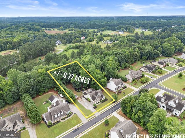 686 Lake Crest Drive, Jefferson, GA 30549