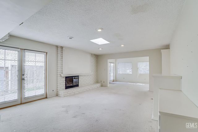 205 Haggin Street, Bakersfield, CA 93309