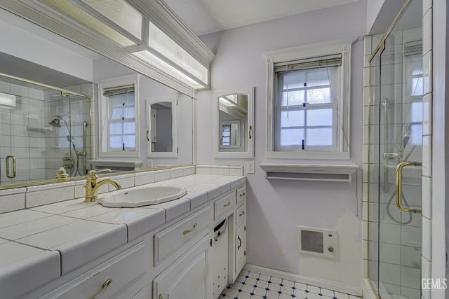 205 Haggin Street, Bakersfield, CA 93309