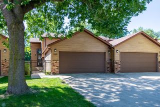 3208 16th Avenue S, Fargo, ND 58103