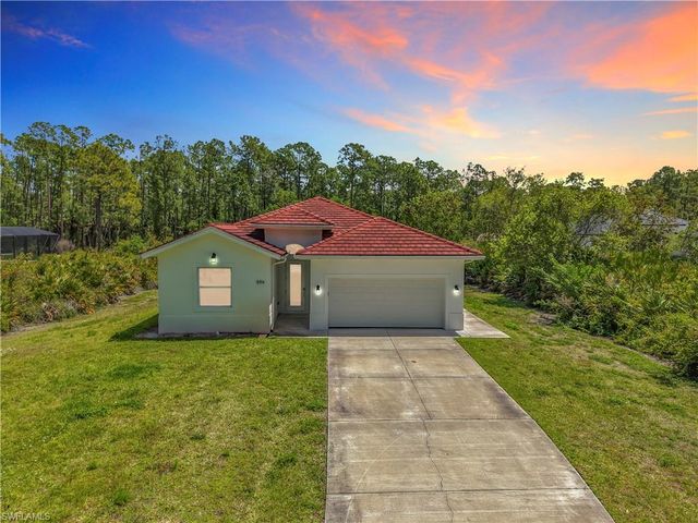 594 31st ST NW, Naples, FL 34120