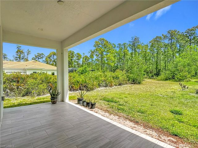 594 31st ST NW, Naples, FL 34120