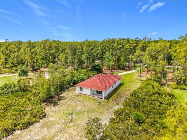 594 31st ST NW, Naples, FL 34120