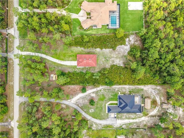 594 31st ST NW, Naples, FL 34120