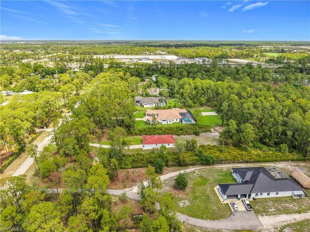 594 31st ST NW, Naples, FL 34120