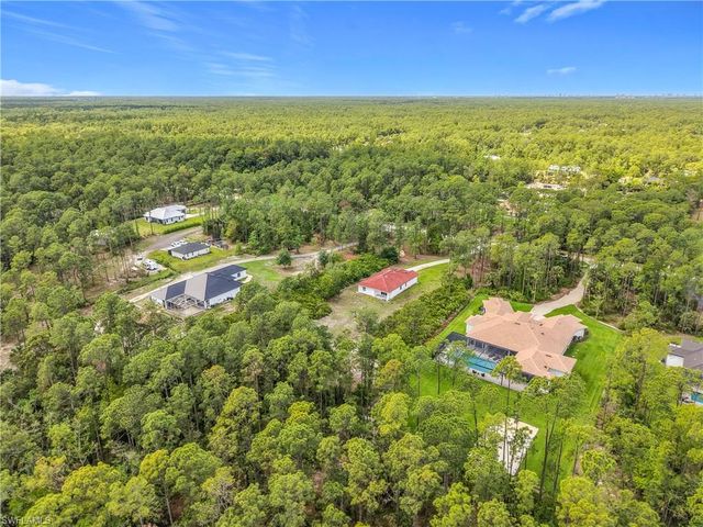 594 31st ST NW, Naples, FL 34120