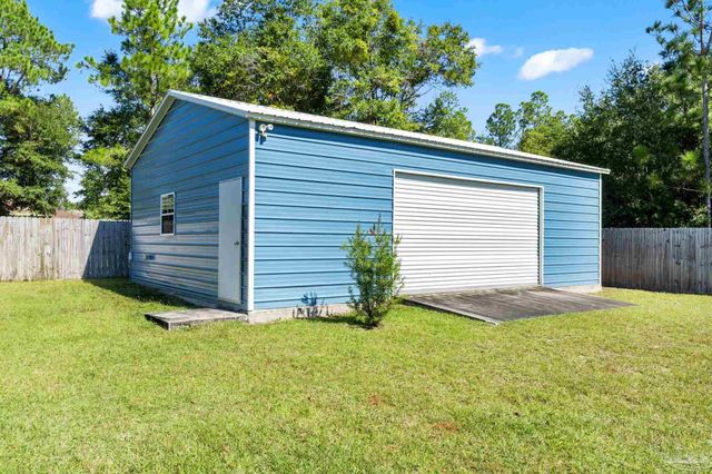 7986 Majestic Cypress Dr, Milton, FL 32583