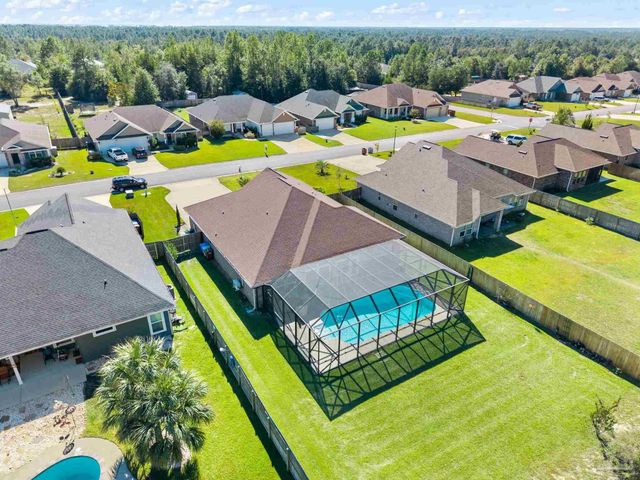 7986 Majestic Cypress Dr, Milton, FL 32583