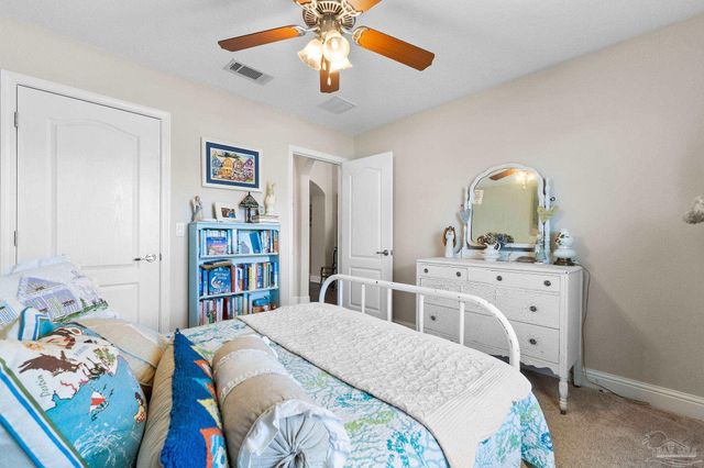 7986 Majestic Cypress Dr, Milton, FL 32583