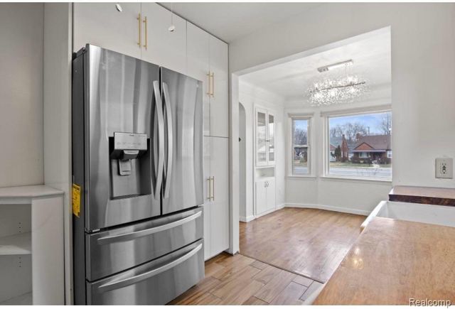 10049 Inkster Rd., Livonia, MI 48150