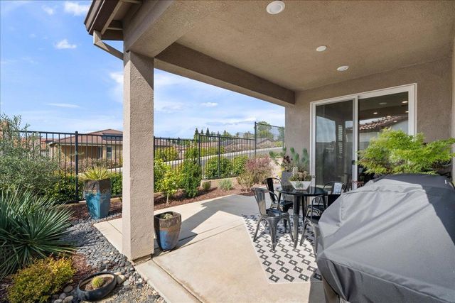 6589 Primavera Ln, El Dorado Hills, CA 95762