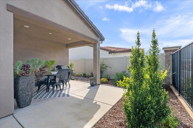 6589 Primavera Ln, El Dorado Hills, CA 95762