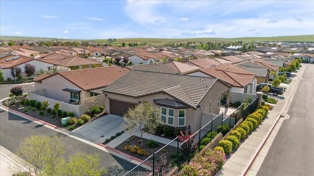 6589 Primavera Ln, El Dorado Hills, CA 95762