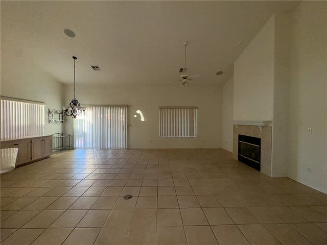 1947 E Havasu Lake Drive, Fort Mohave, AZ 86426