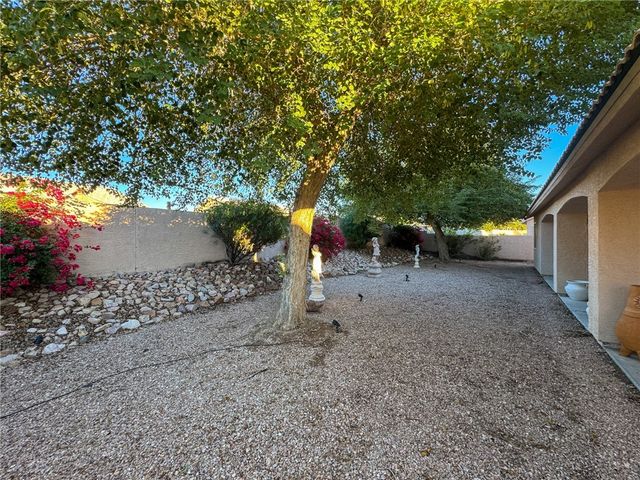 1947 E Havasu Lake Drive, Fort Mohave, AZ 86426