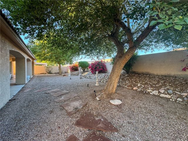 1947 E Havasu Lake Drive, Fort Mohave, AZ 86426