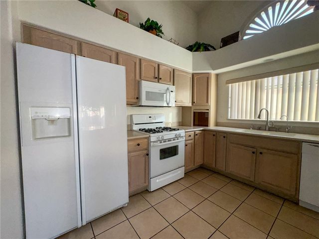 1947 E Havasu Lake Drive, Fort Mohave, AZ 86426