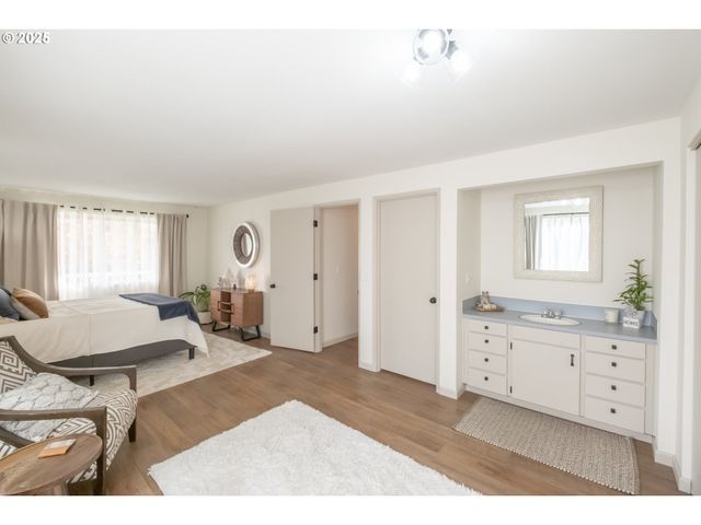 5015 Ne AUBURN Rd, Salem, OR 97317