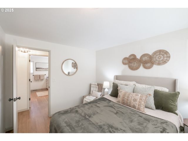 5015 Ne AUBURN Rd, Salem, OR 97317