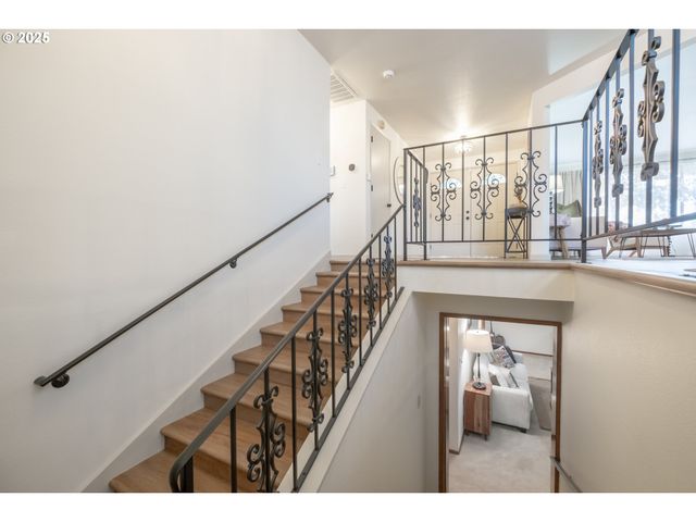 5015 Ne AUBURN Rd, Salem, OR 97317