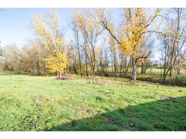 5015 Ne AUBURN Rd, Salem, OR 97317