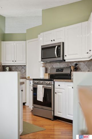 4940 S 73rd Street, Lincoln, NE 68516