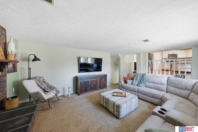 4940 S 73rd Street, Lincoln, NE 68516