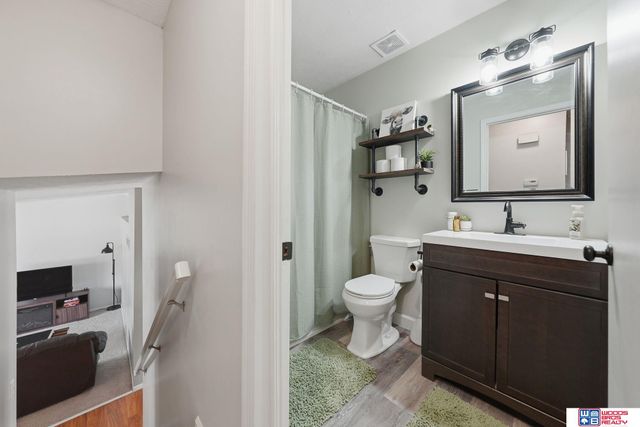 4940 S 73rd Street, Lincoln, NE 68516