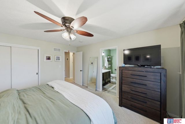 4940 S 73rd Street, Lincoln, NE 68516