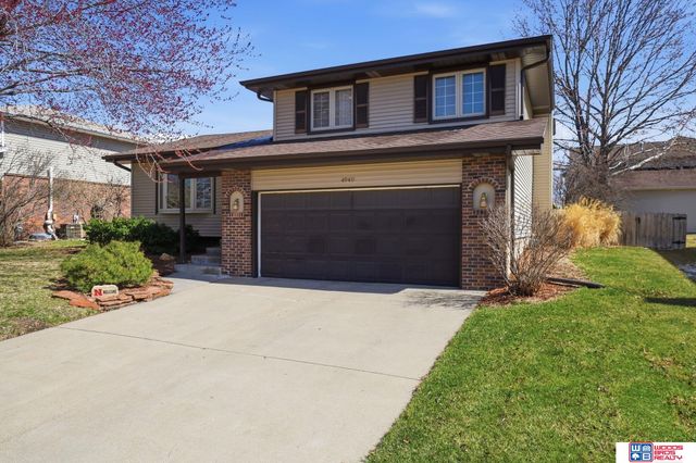 4940 S 73rd Street, Lincoln, NE 68516