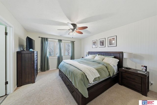 4940 S 73rd Street, Lincoln, NE 68516