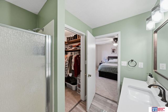 4940 S 73rd Street, Lincoln, NE 68516
