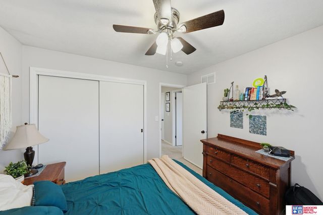 4940 S 73rd Street, Lincoln, NE 68516