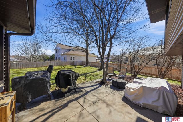 4940 S 73rd Street, Lincoln, NE 68516