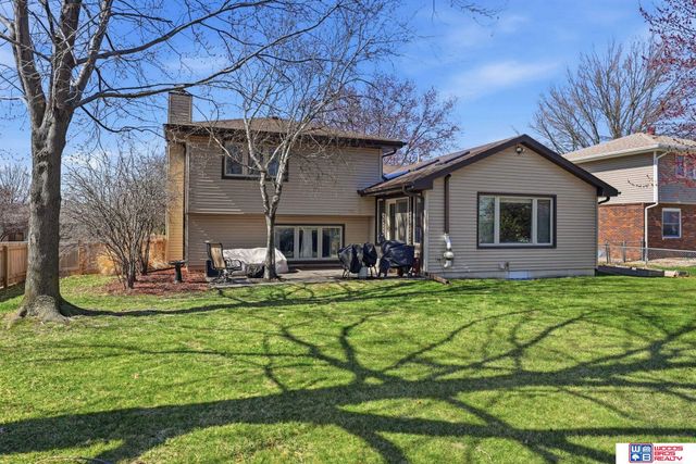 4940 S 73rd Street, Lincoln, NE 68516