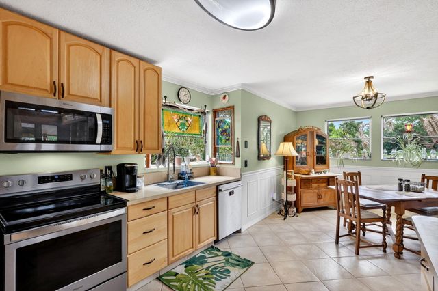 2483 SW Murphy Road, Palm City, FL 34990