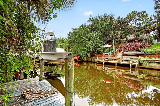 2483 SW Murphy Road, Palm City, FL 34990