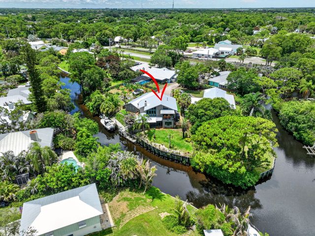 2483 SW Murphy Road, Palm City, FL 34990