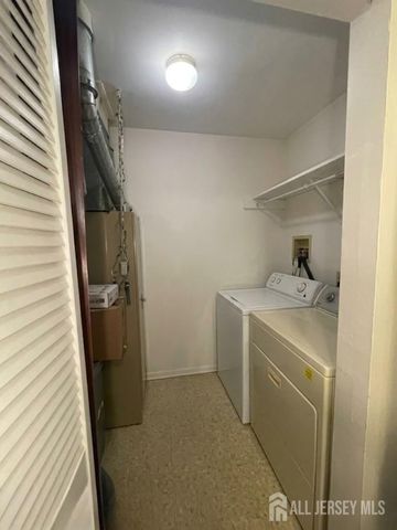 156 Pennsylvania Way, North Brunswick, NJ 08902