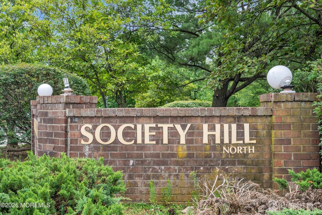 156 Pennsylvania Way, North Brunswick, NJ 08902
