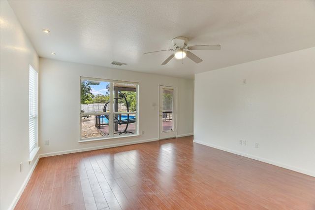 1753 Gaylord DR, Austin, TX 78728